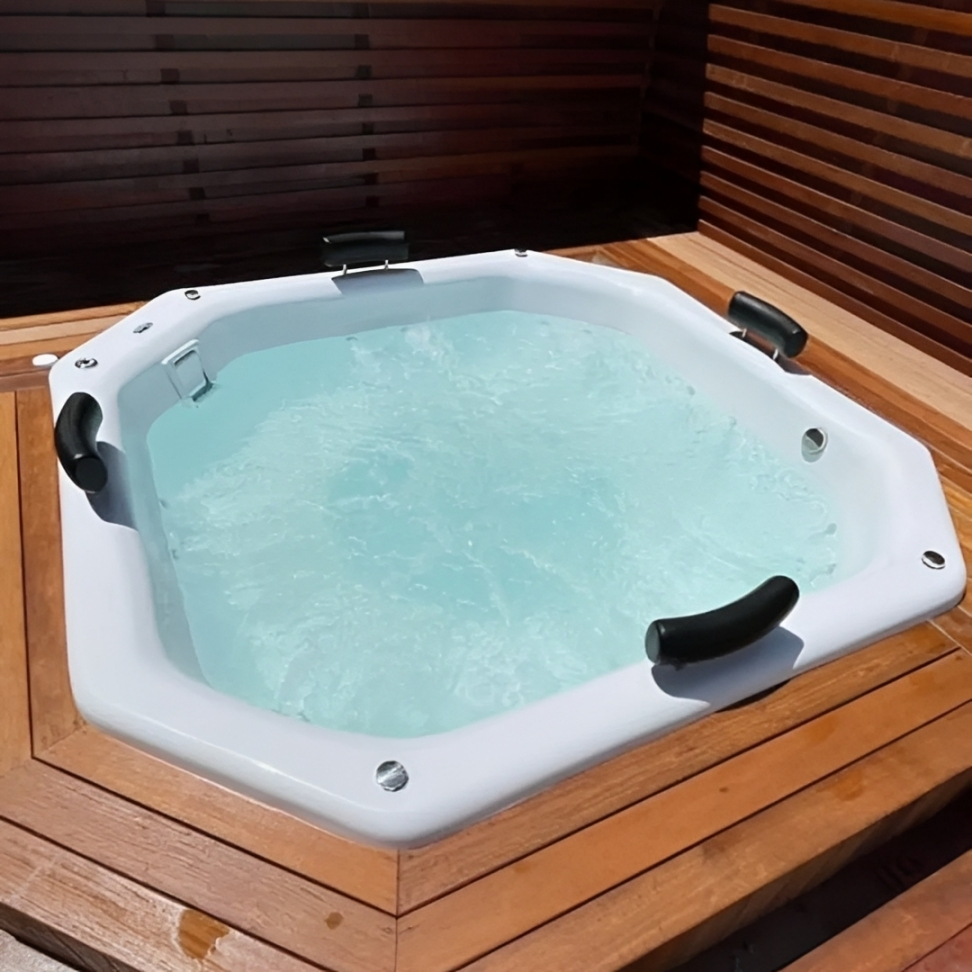 Spa hexagonal com hidromassagem